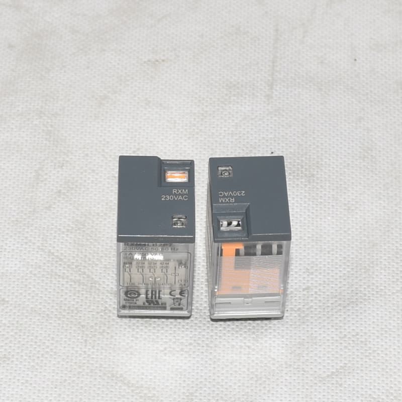 RXM4LB2P7 Miniature Relay 3A 230VAC