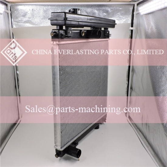 FG Wilson เครื่องกำเนิดไฟฟ้าหม้อน้ำ 120-669 genset parts