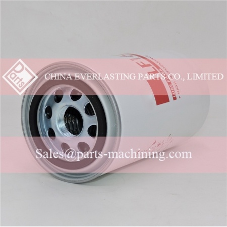 เปลี่ยนกรองน้ำมันเครื่อง LF16061 OEM Fleetguard