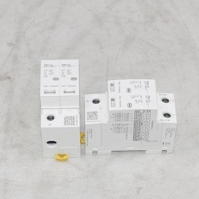 อุปกรณ์ป้องกันไฟกระชากแบบเสียบปลั๊ก รุ่น A9L010200 IPRU10