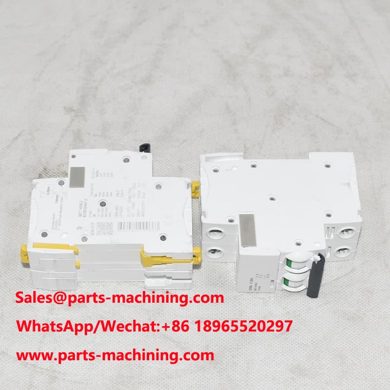เบรกเกอร์วงจรที่ดีที่สุด A9F38232 IC65L-C32A-2P