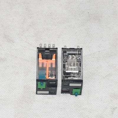 รีเลย์ขนาดเล็ก RXM4AB2BD RXM 24V DC 6A