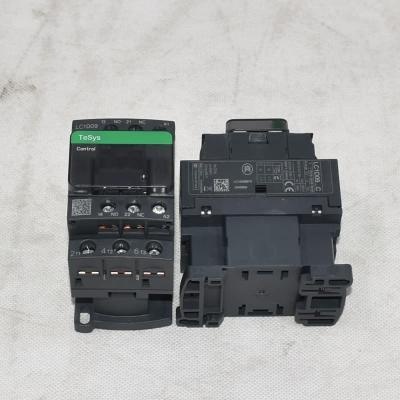คอนแทค 3 ขั้ว LC1D09B7C LC1D09 24V 50/60Hz 9A